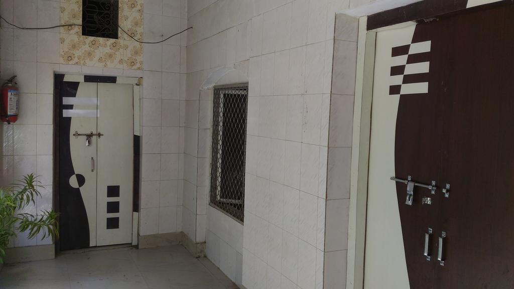 Goldy Guest House Varanasi Exterior foto