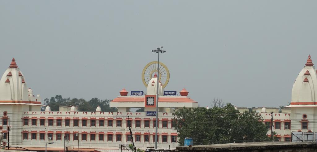 Goldy Guest House Varanasi Exterior foto